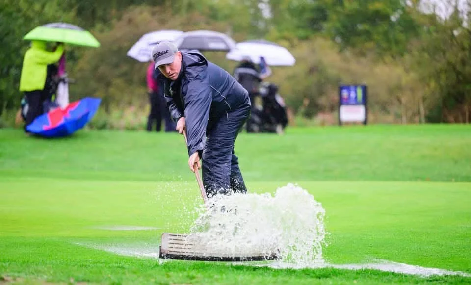 Play suspended at England women’s county championships