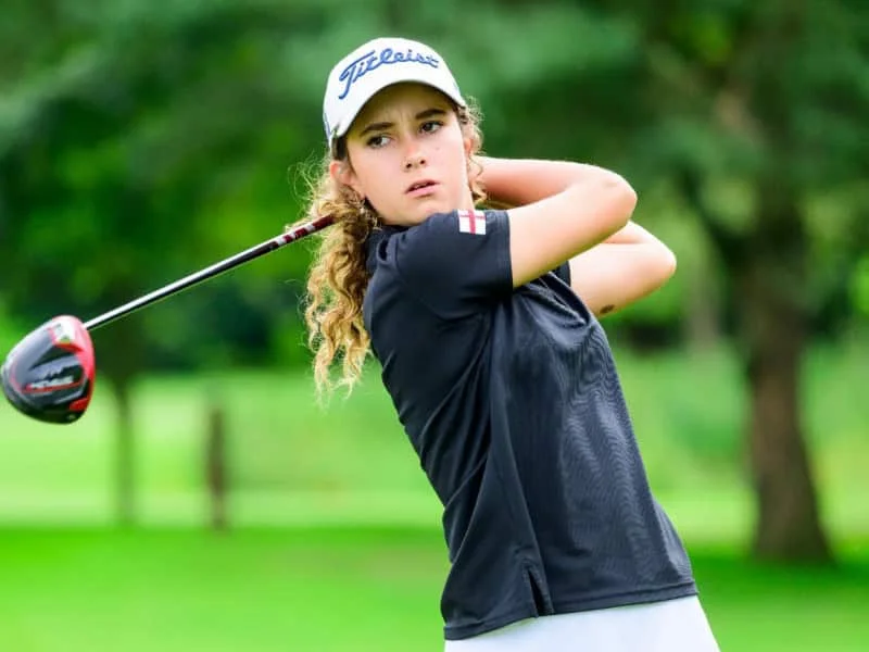 Charlotte Naugton at under 16 amateur championship